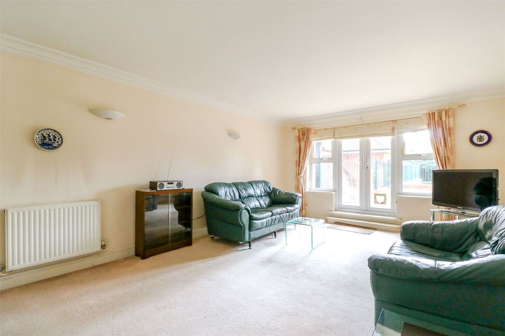 Property photo 2 of 16 Picture No. 16
