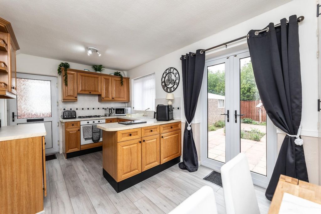 Property photo 2 of 15 5C5A3847.Jpg