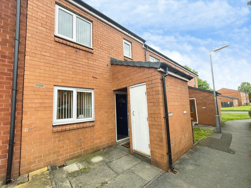 Property photo 1 of 13 External