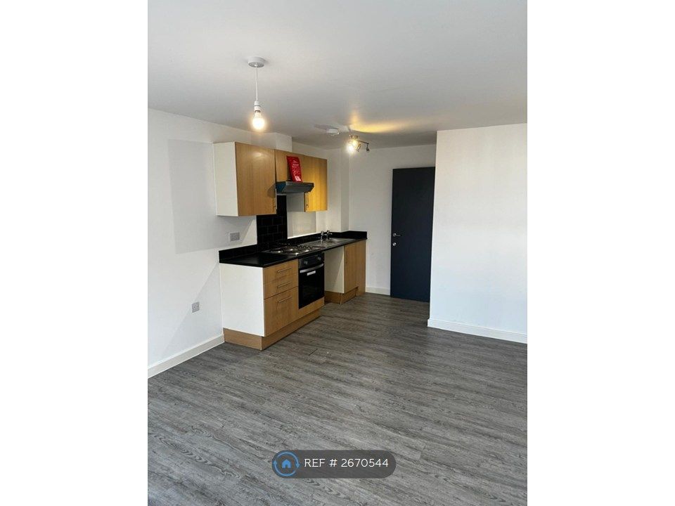 Property photo 3 of 8