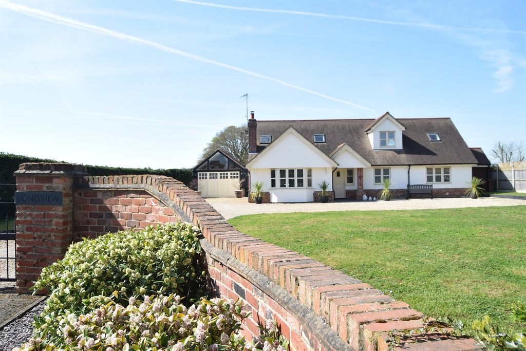 Property photo 1 of 67 (Main)