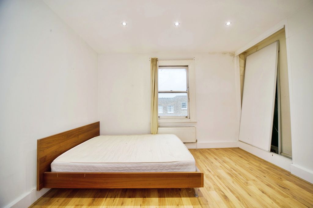 Property photo 1 of 17 Photography