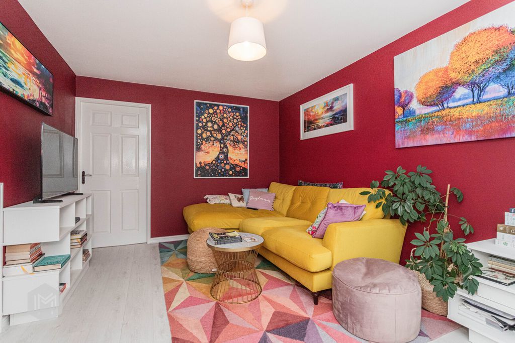 Property photo 2 of 17 Picture No. 18