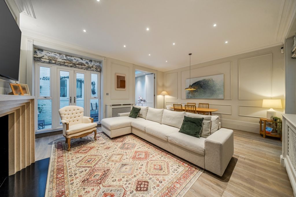 Property photo 1 of 20 1535503-8-1A13606...