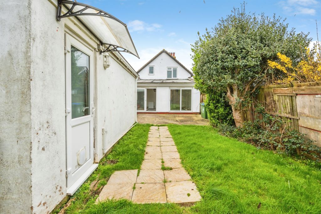 Additional image 14 of 4 bed detached house for saleTelscombe Cliffs Way, Telscombe Cliffs, Peacehaven BN10