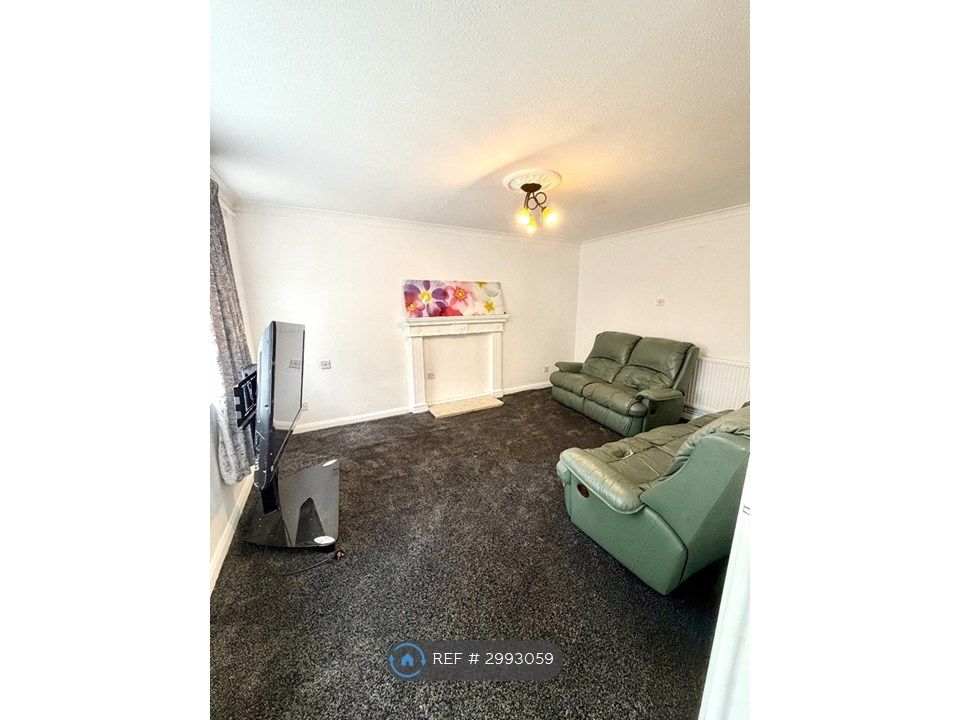 Property photo 2 of 13 Living Room