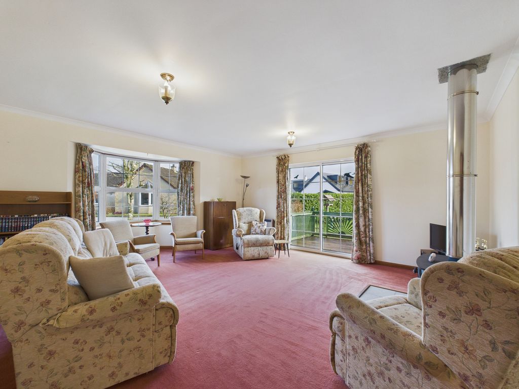 Property photo 3 of 21