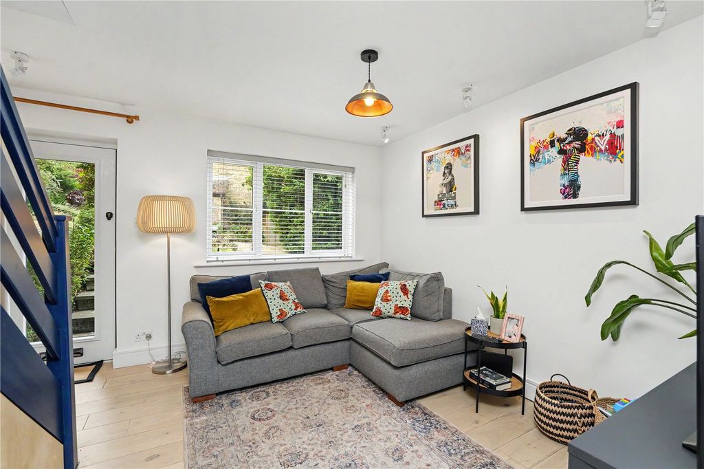 Property photo 2 of 11 Picture No. 03