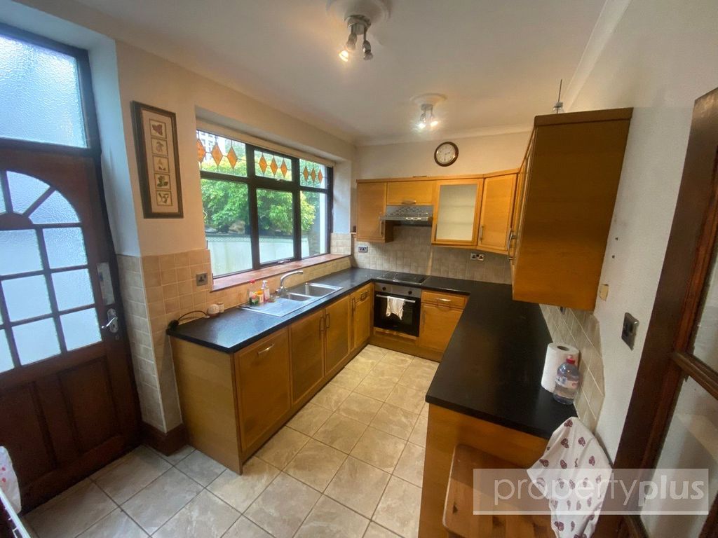 Property photo 2 of 23 Picture No. 04
