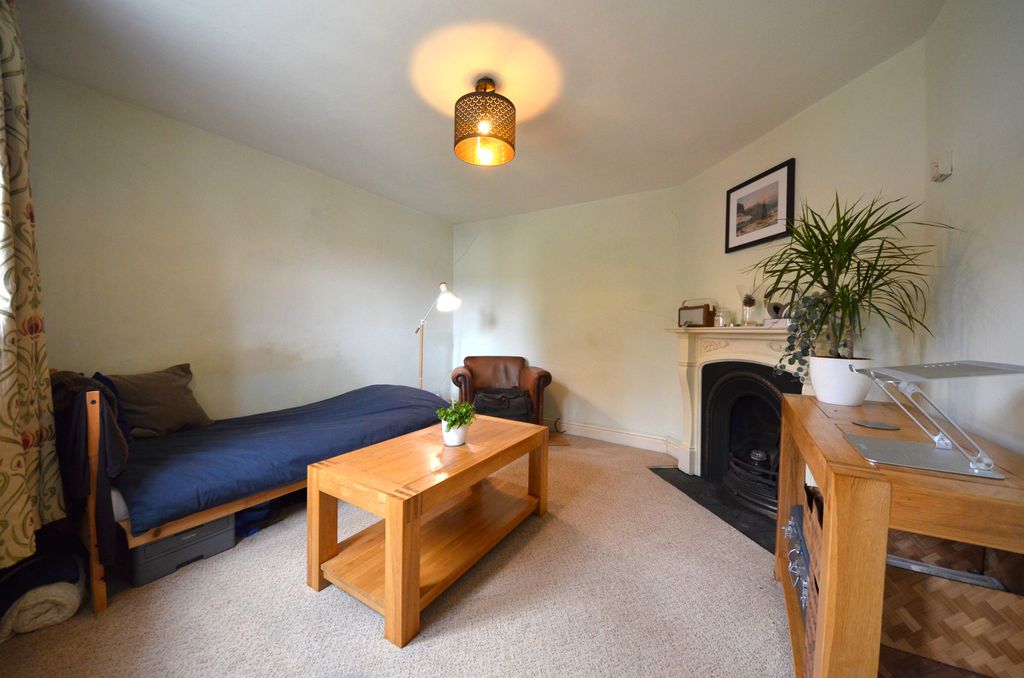 Property photo 2 of 6 Dsc_0001