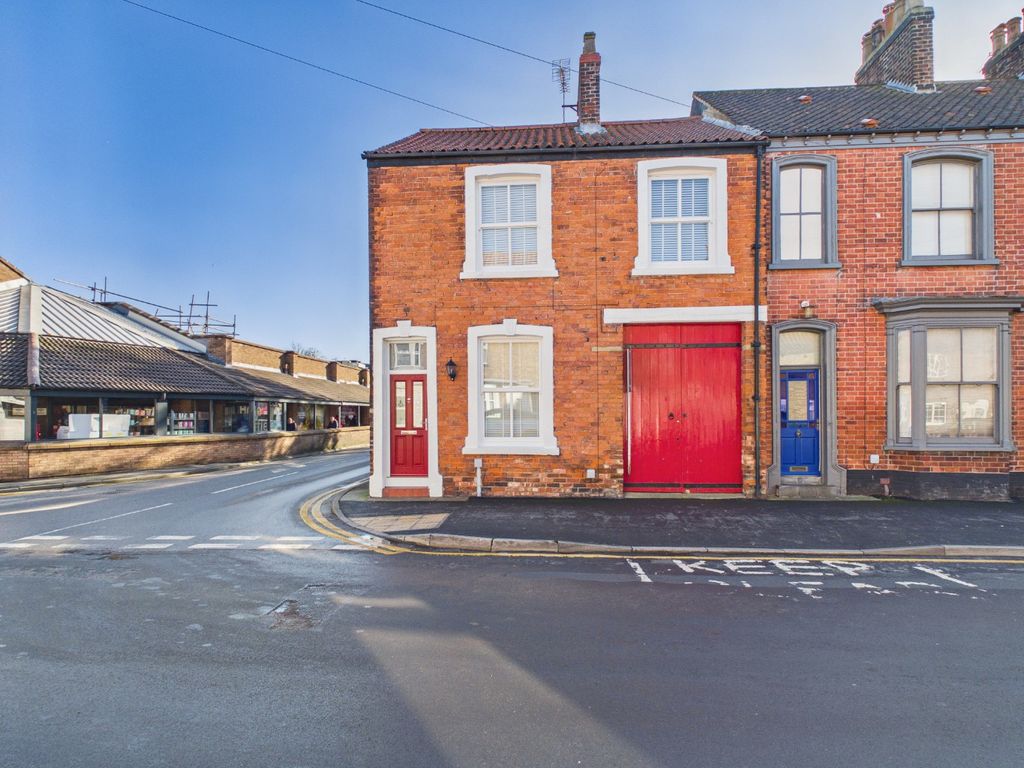 Property photo 1 of 25 4694051