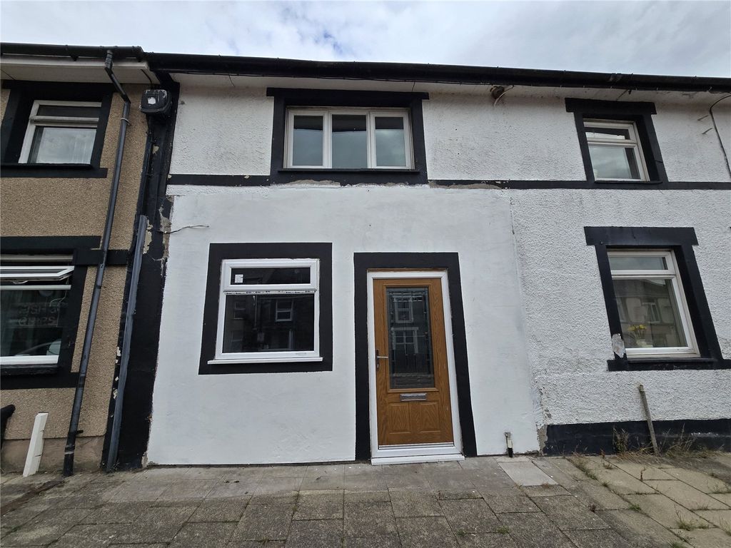Property photo 1 of 13 Picture No. 12