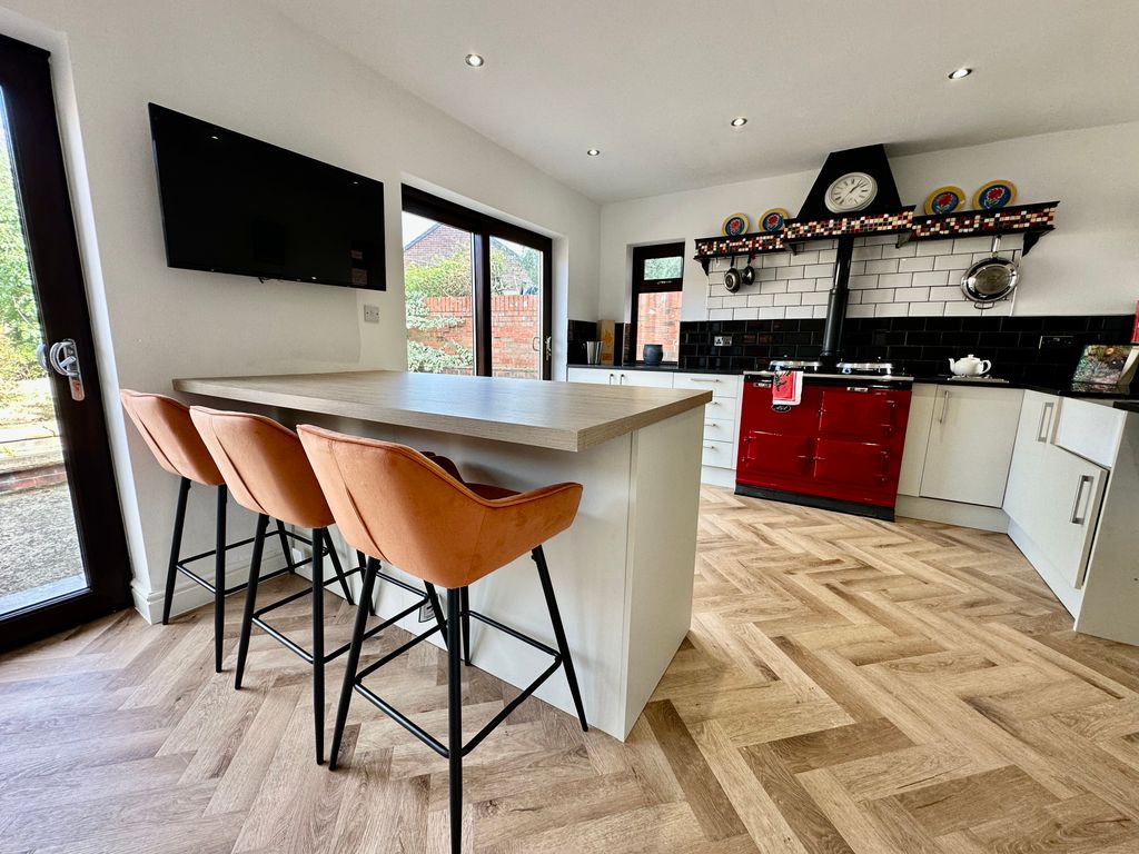 Property photo 1 of 29 Img_5793