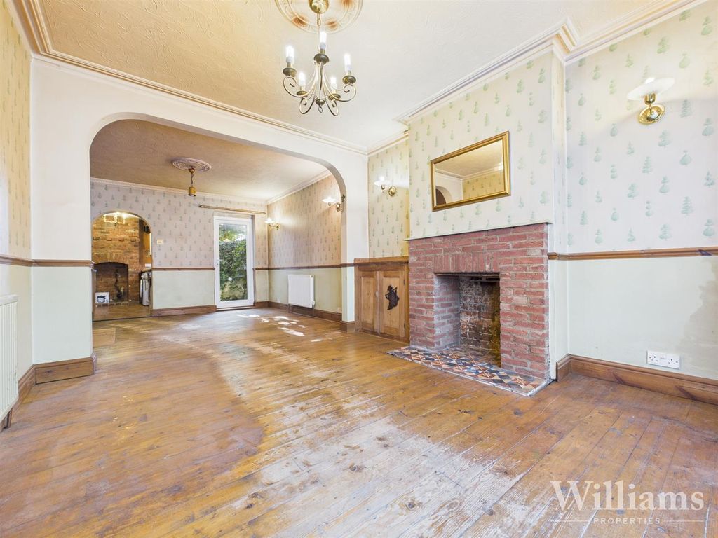 Property photo 2 of 17 Cam02861G0-Pr0494-Still004.Jpg