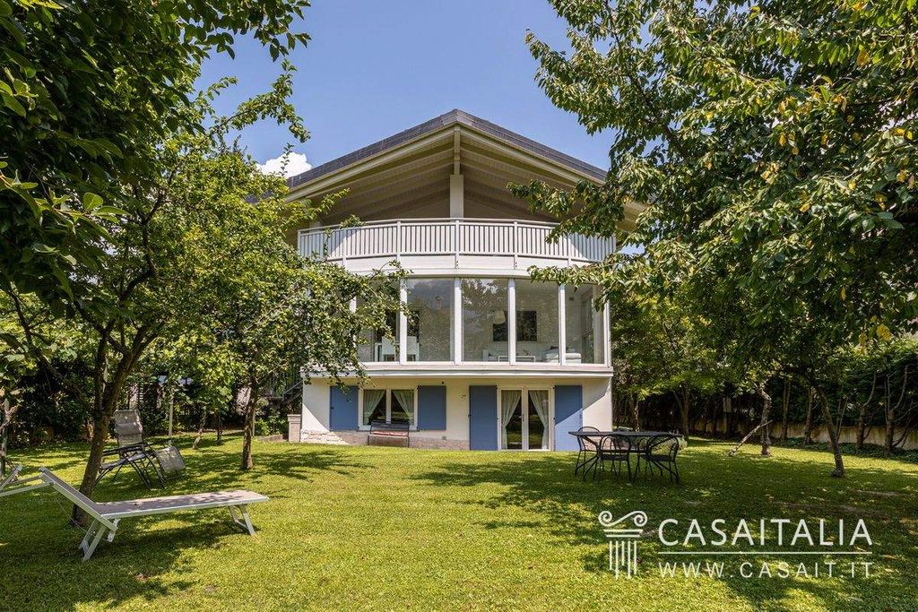 Property photo 1 of 30