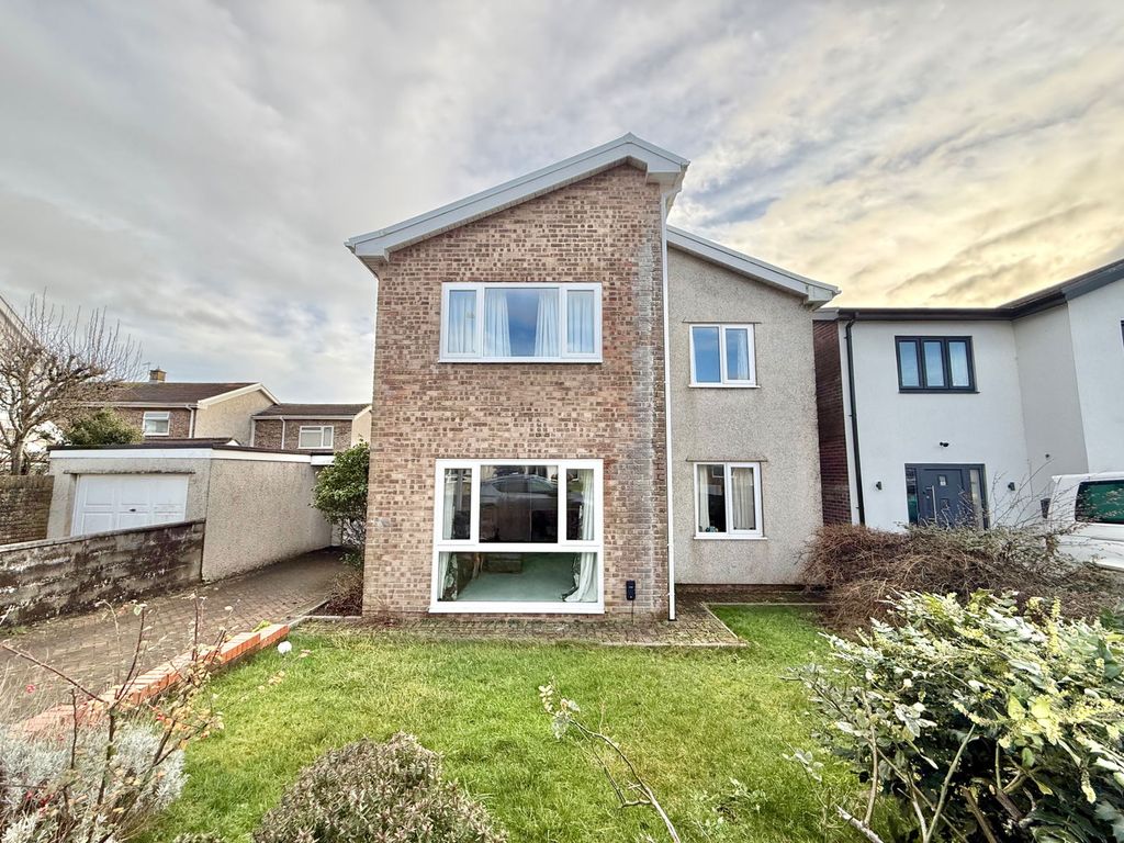 Property photo 1 of 24