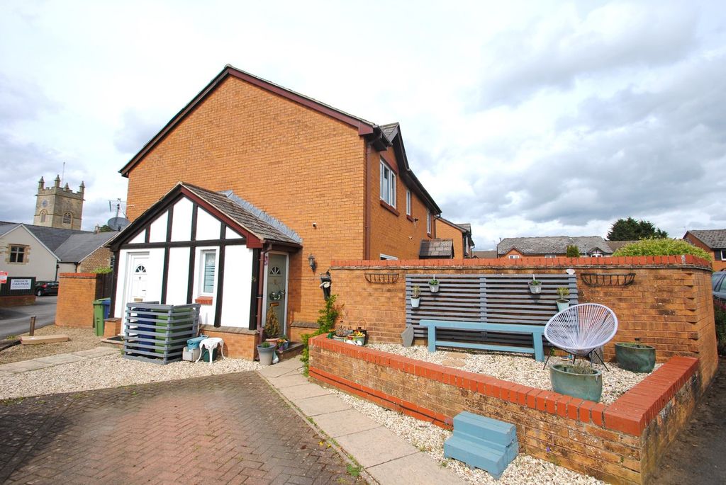 Property photo 1 of 16