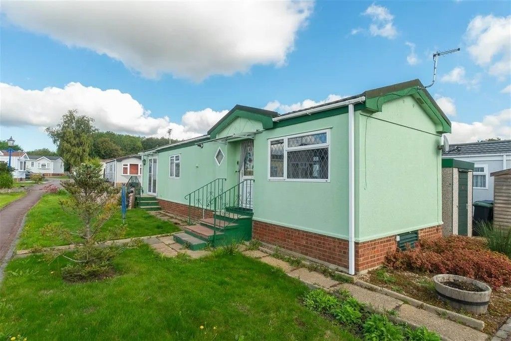 Property photo 1 of 7 Front Elevation