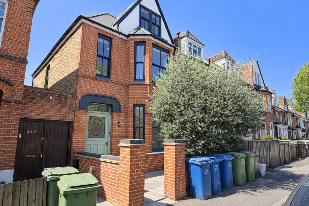 Property photo 1 of 16 5114931