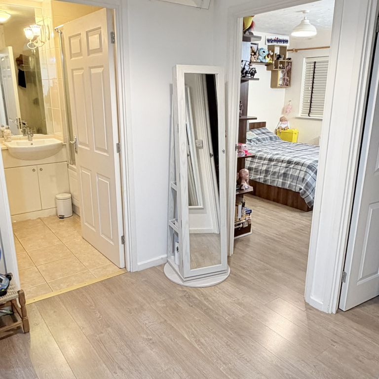 Property photo 3 of 13 Gallery