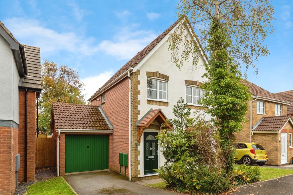 Property photo 1 of 18 Photo