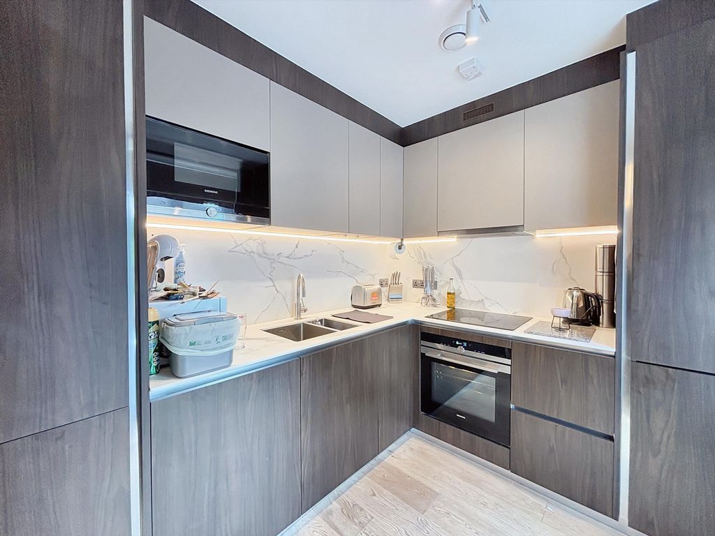 Property photo 2 of 13 Image