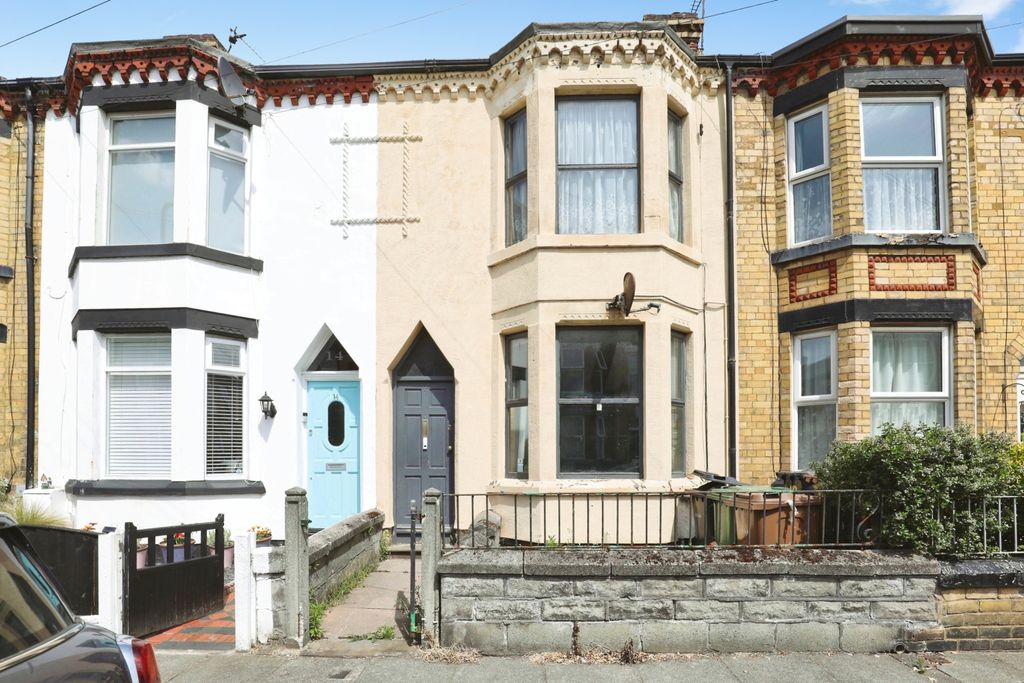 Property photo 1 of 15