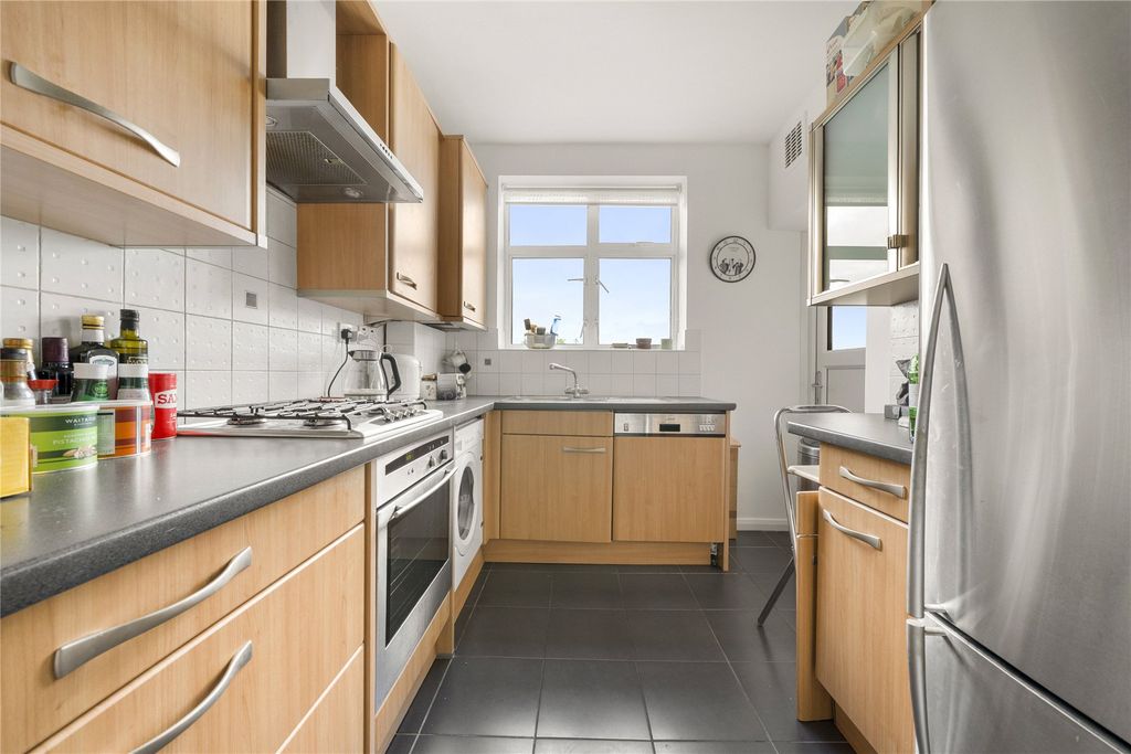 Property photo 3 of 12 Picture No. 08