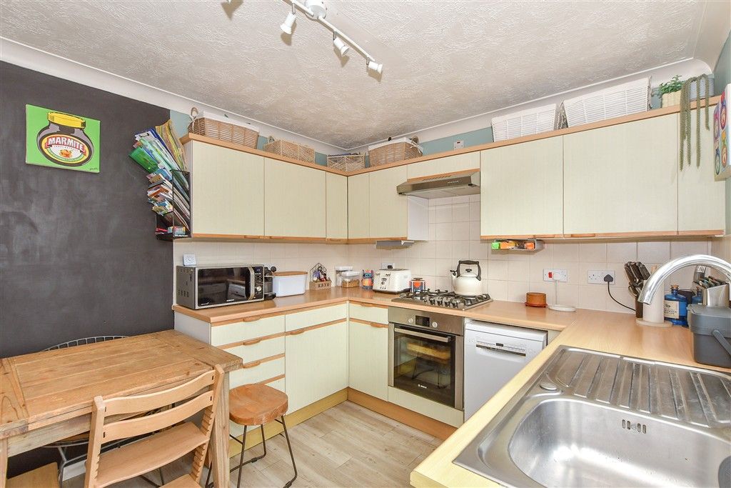 Property photo 3 of 9 Kitchen/Diner
