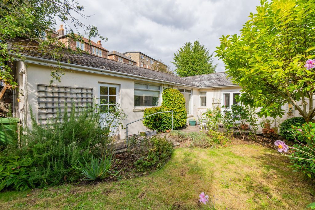 Property photo 2 of 19 External
