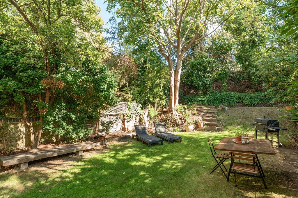 Property photo 2 of 15 6-6Ab2745c451Ed-1...