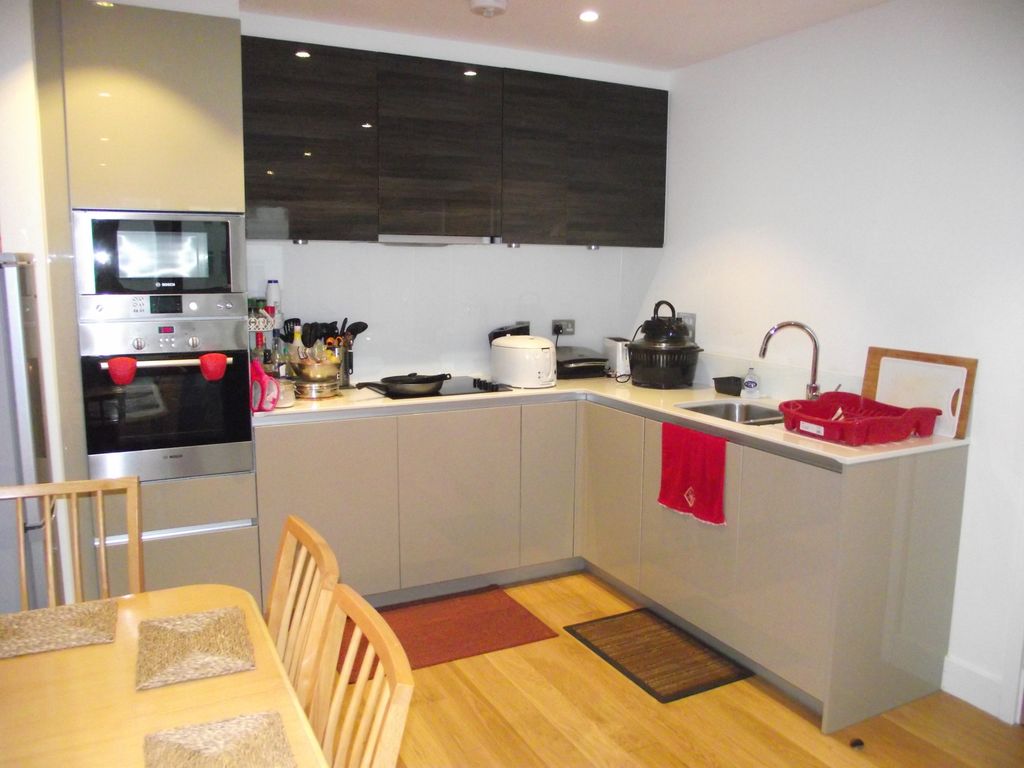 Property photo 2 of 8