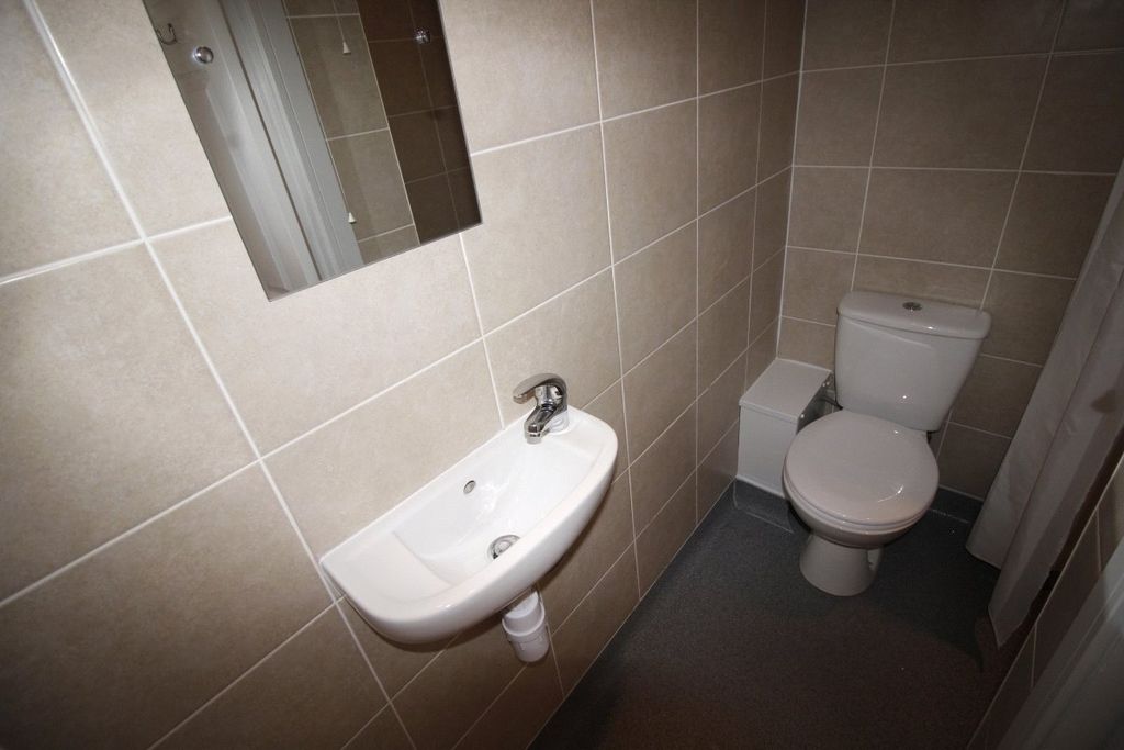 Property photo 3 of 6 Picture No. 04