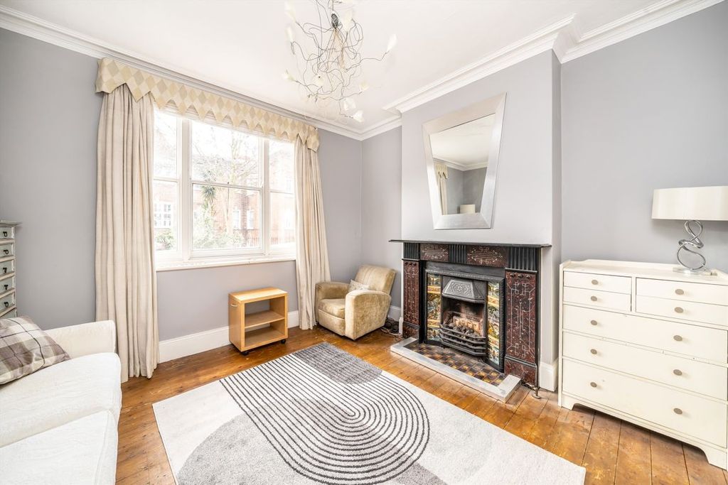 Property photo 2 of 5