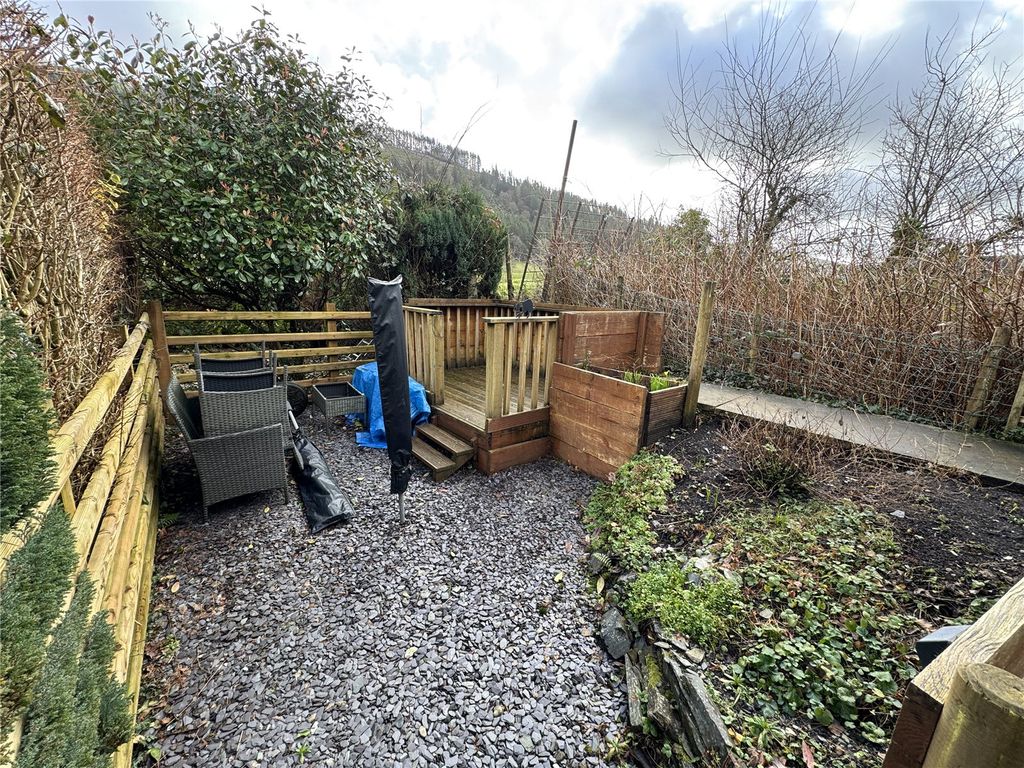 Property photo 2 of 11 Picture No. 02
