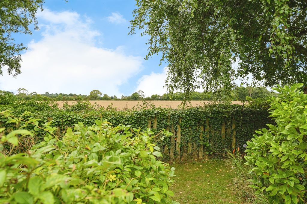 Property photo 3 of 21