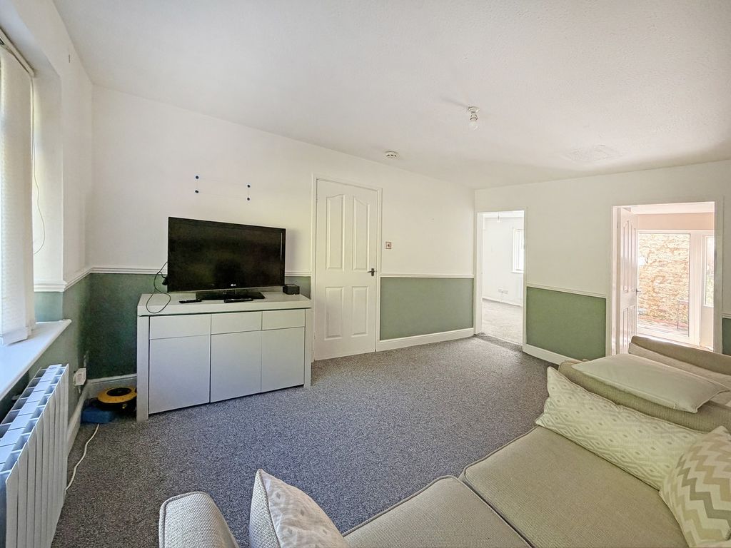 Property photo 2 of 15