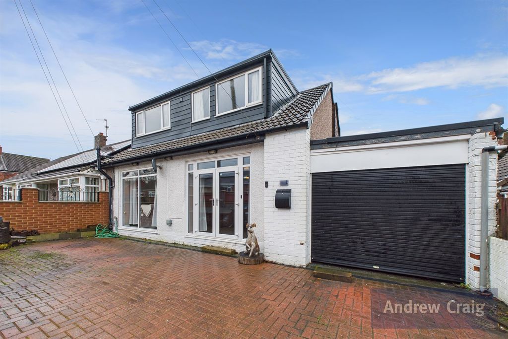 Property photo 1 of 11 (Main)