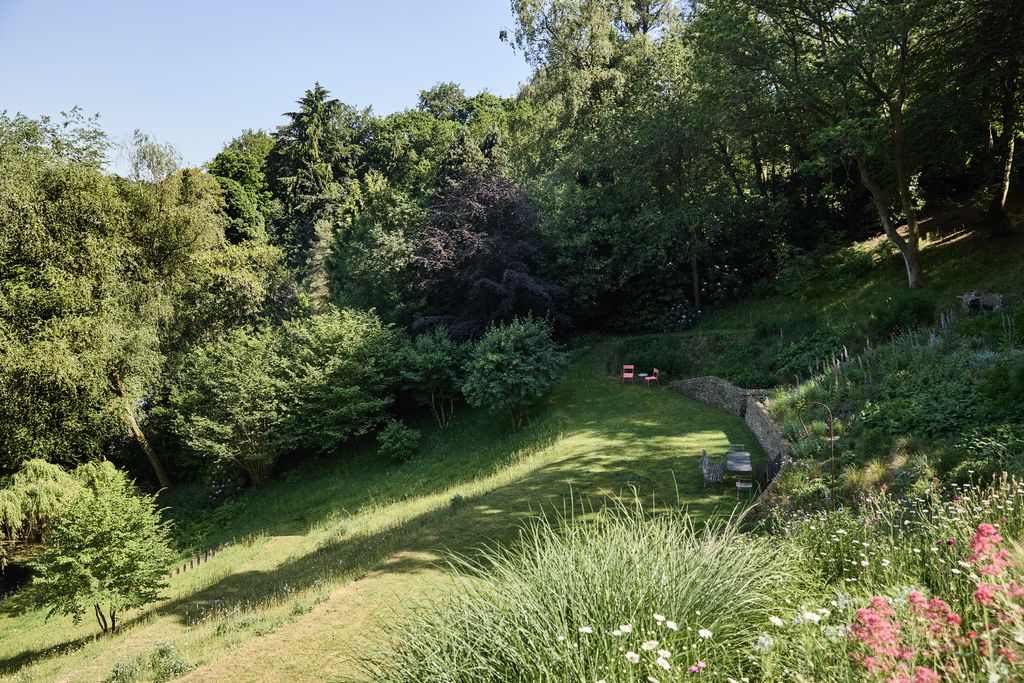 Property photo 3 of 42 348195 - Dang8010.Jpg