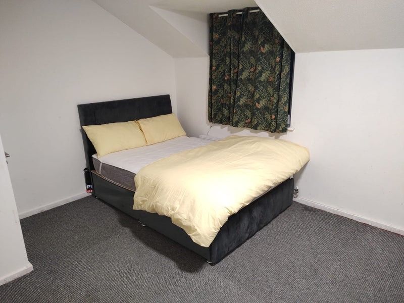 Property photo 1 of 2