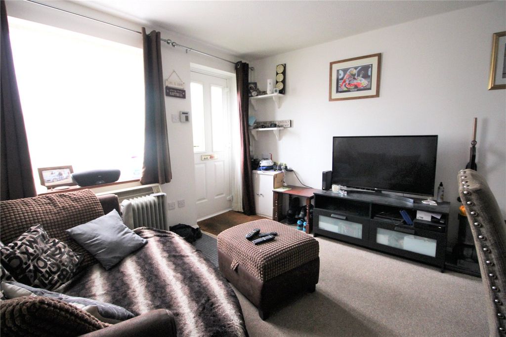 Property photo 2 of 9 Picture No. 13