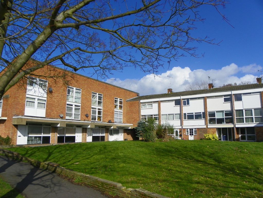 Property photo 1 of 4 Front (Main)