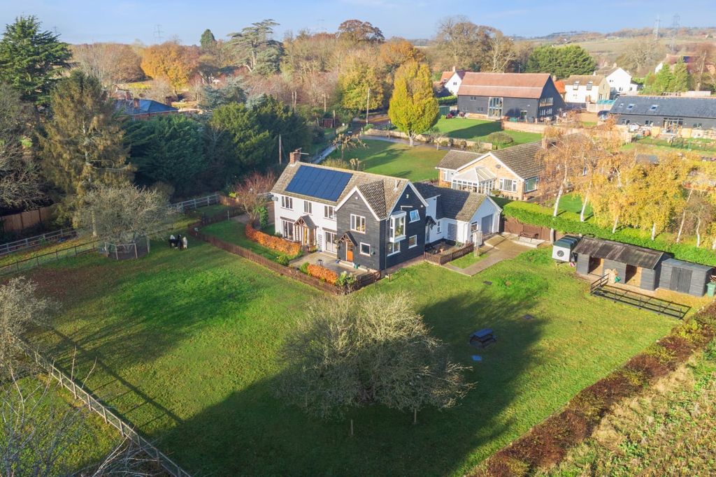 Property photo 2 of 59