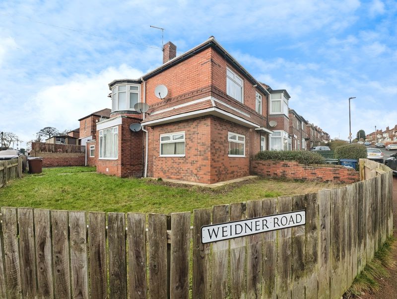 Property photo 1 of 9 Photo 7