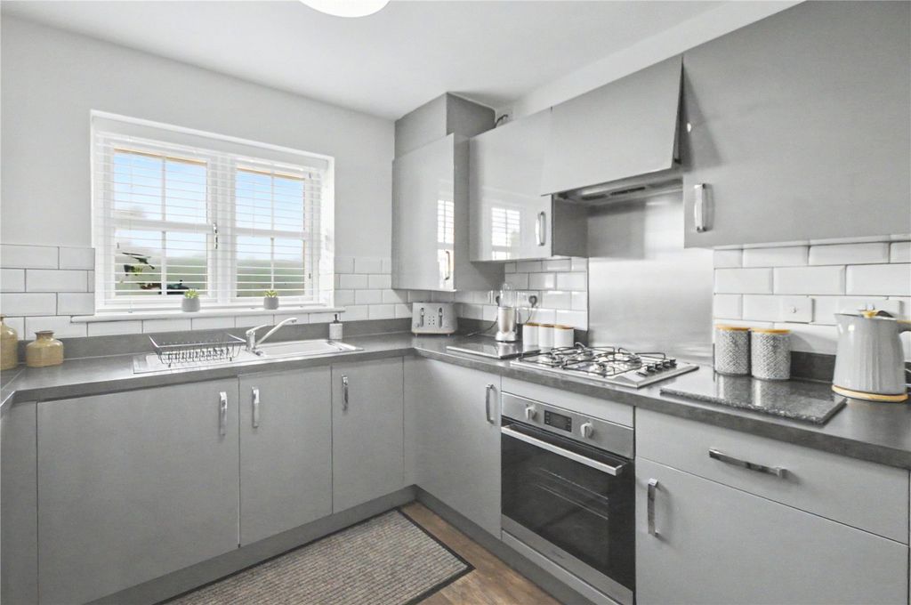 Property photo 3 of 17 Picture No. 19
