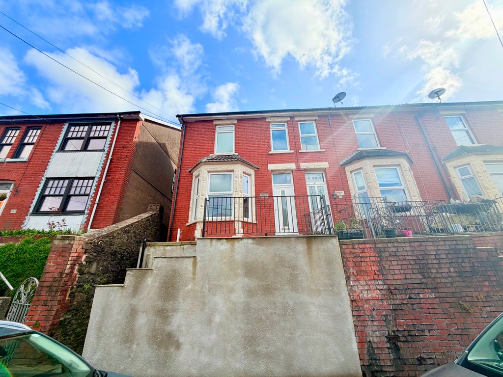 Property photo 1 of 26