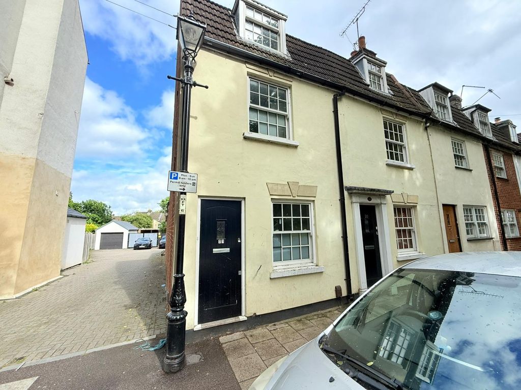 Property photo 1 of 6