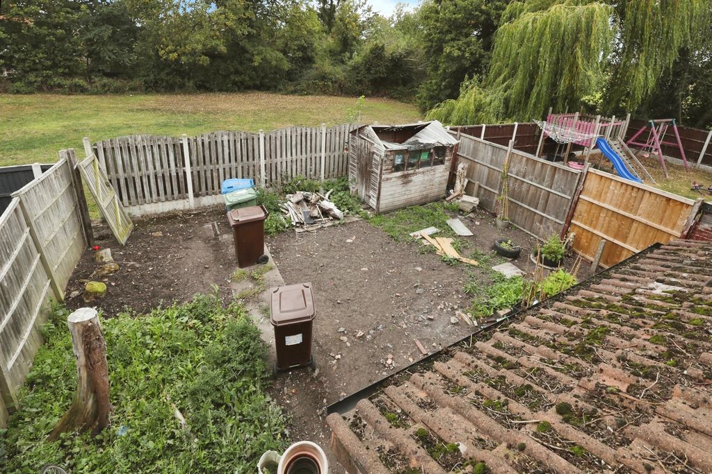 Property photo 2 of 13