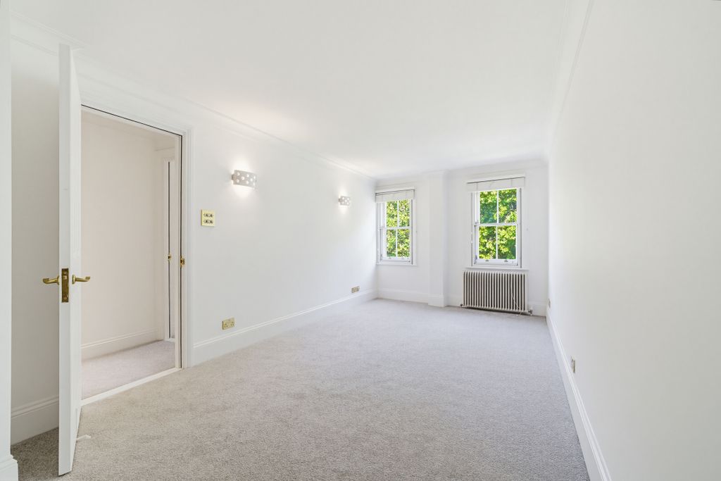 Property photo 2 of 8 Beauchamppl1,Flat10-86