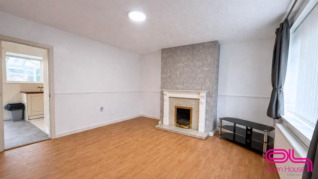 Property photo 2 of 15 Add A Subheading (53).Png